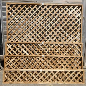 Hardwood Teak Trellis 50mm framed panels with 60mm Square Gaps